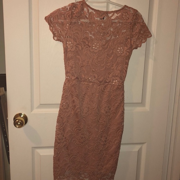 Dress - Picture 3 of 3